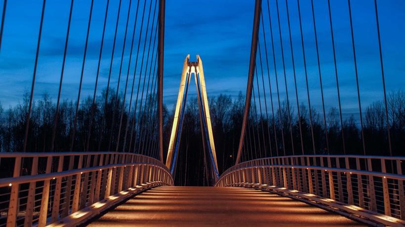 Sveriges längsta hängbro för gång- och cykeltrafik